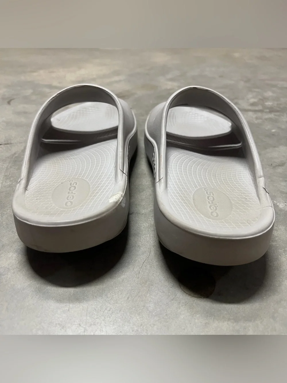 OOFOS OOahh Slide Sandal Gray Recovery Comfort Shoes Men 9 Women's 11
